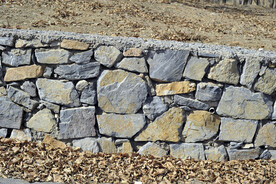石头围墙