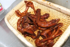 卤鸭脚