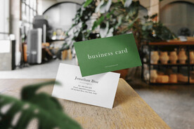 卡片名片海报纸袋文创贴图样机