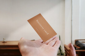 卡片名片海报纸袋文创贴图样机