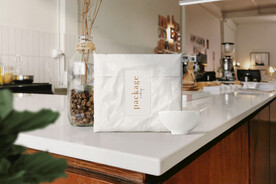 卡片名片海报纸袋文创贴图样机