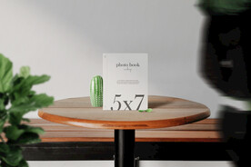 卡片名片海报纸袋文创贴图样机