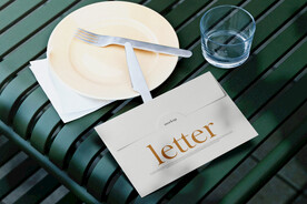 卡片名片海报纸袋文创贴图样机