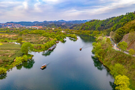 航拍婺源月亮湾图片