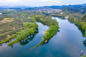 航拍婺源月亮湾图片