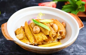 古法三杯肥肠煲