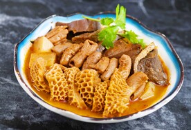 皇冠和味牛杂例牌