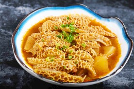 皇冠和味金钱肚例牌