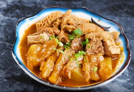 皇冠和味牛三宝例牌