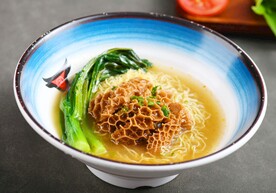 皇冠金钱肚汤粉面