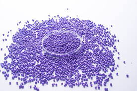 紫色塑料色母颗粒图片