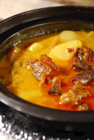 咖喱牛腩煲