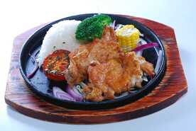 铁板鸡扒饭 