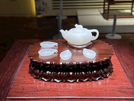 工艺美术馆馆藏展品玉雕茶具