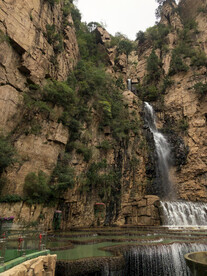 梨木台瀑布山水