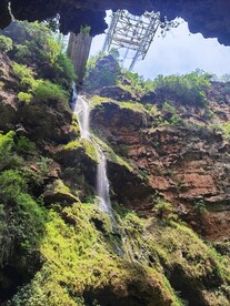 马岭河峡谷枯水期瀑布长这样