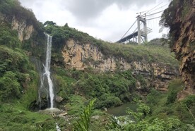 马岭河峡谷瀑布