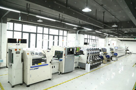 电子设备生产车间