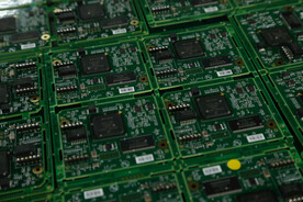 电子设备生产车间