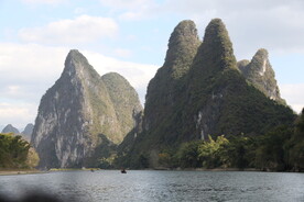 桂林山水山峰近景