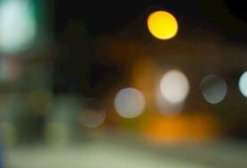 多彩光韵光斑夜空背景