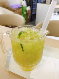 茉香苦瓜柠檬水