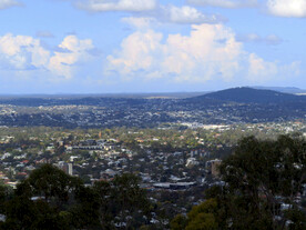 远眺布里斯班城市风景