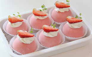 草莓流心雪媚娘