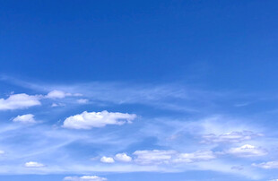 蓝天白云