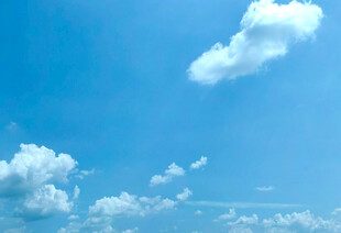 蓝天白云