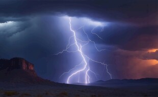 闪电雷电灾难现场素材图片