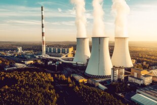 火力发电站燃煤发电厂冷却塔图片