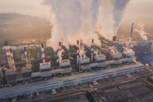 火力发电站燃煤发电厂冷却塔图片