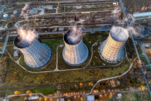 火力发电站燃煤发电厂冷却塔图片