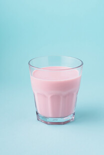 粉色饮料