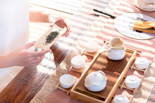 白瓷茶具套装泡茶