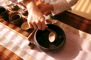洗茶杯泡茶