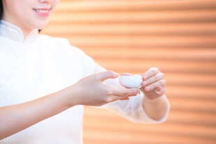 茶文化白瓷差距喝茶场景