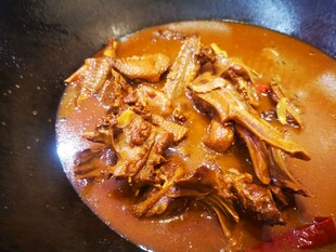 铁锅炖大鹅