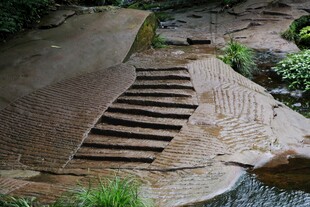 天台山石级