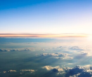 天空平流层大气层云层彩霞