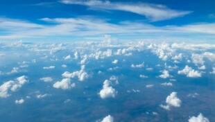 天空平流层大气层云层彩霞