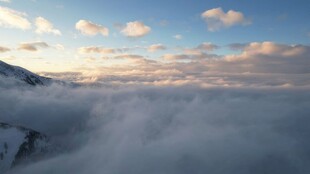 天空平流层大气层云层彩霞