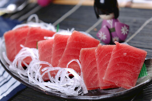 三文鱼刺身海鲜刺身拼盘