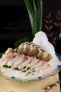 白玉贝刺身拼盘