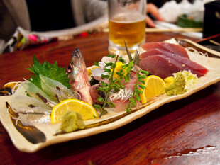 鱼肉刺身拼盘金枪鱼