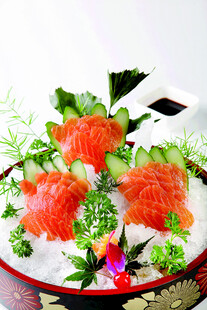 三文鱼刺身拼盘