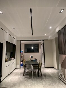 吊顶天花无主灯客厅装修现代简约