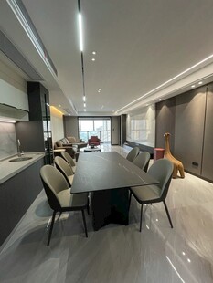 吊顶天花无主灯客厅装修现代简约