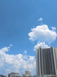 蓝天白云